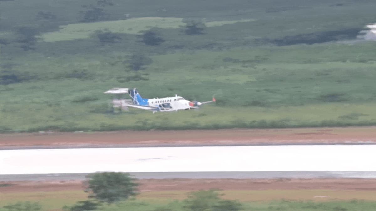 Летные испытания Beechcraft B300 Lien Khuong