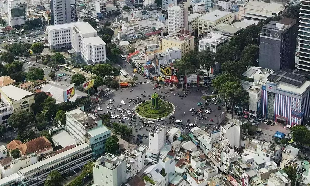 Gần 330 tỷ đồng xây cầu vượt thép ở công trường Dân Chủ