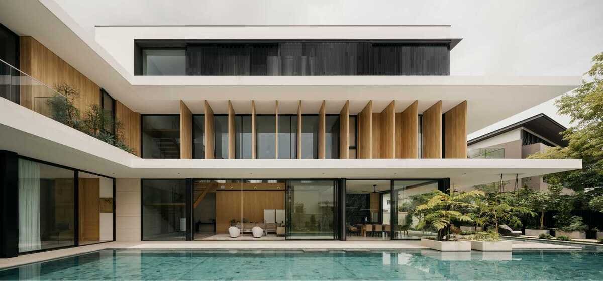 Biệt thự 900 m2 'ôm' bể bơi dài 25 m ở trung tâm Singapore