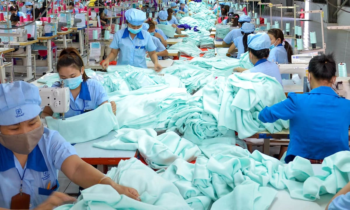 Công ty may 50 năm tuổi lỗ nặng nhất 14 quý