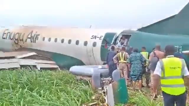 Более 60 пассажиров испугались взлетно-посадочной полосы в Нигерии