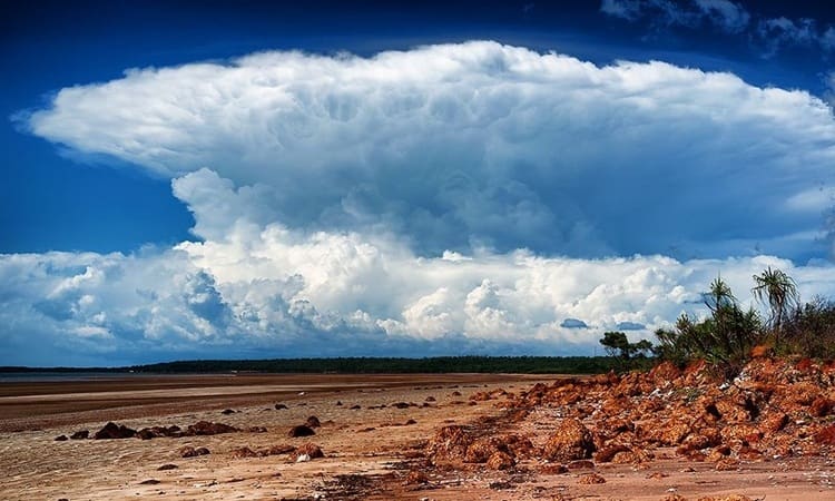 Cơn giông luôn xuất hiện lúc 15h ở Australia