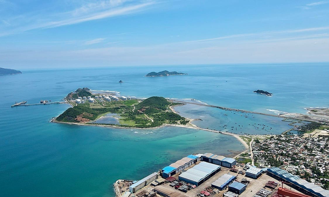 Khanh Hoa собирается принять участие в торгах по двум проектам на сумму более 14 000 миллиардов донгов в Ван Фонге