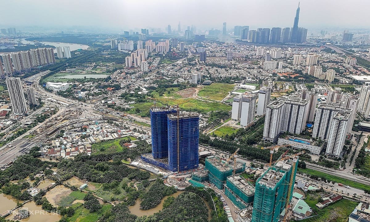 Nguy cơ 'đẩy' giá nhà nếu cho chủ đầu tư nhận cọc sớm