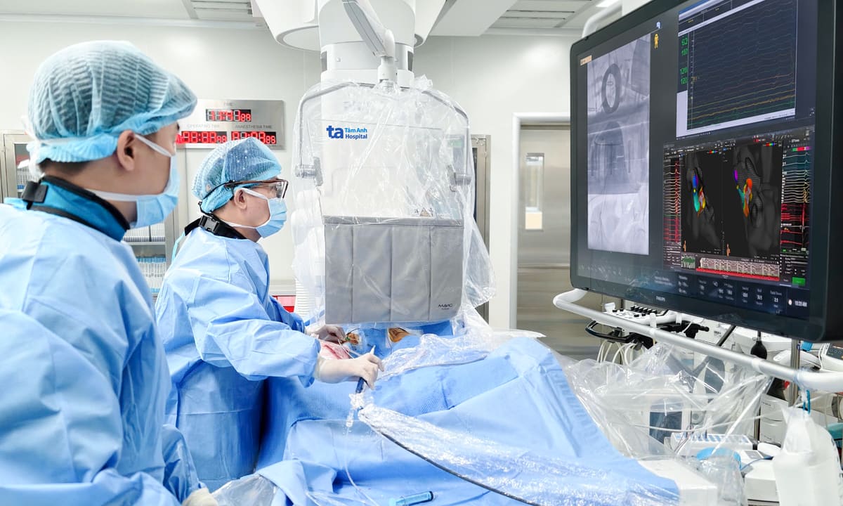 Dựng bản đồ điện cực 3D điều trị loạn nhịp tim