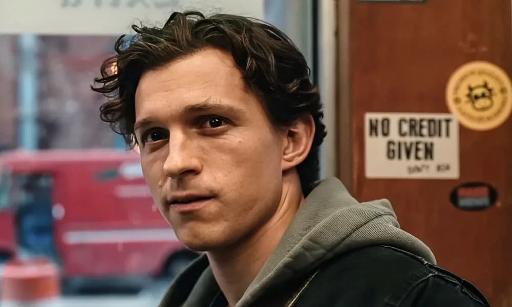 Tom Holland nhận lời khen khi tái xuất vai Người Nhện