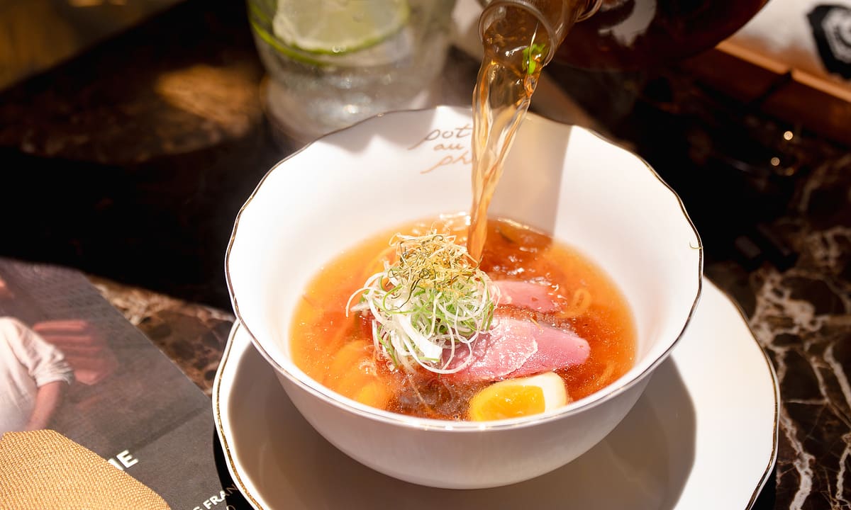 Omakase phở 4,5 triệu đồng ở TP HCM
