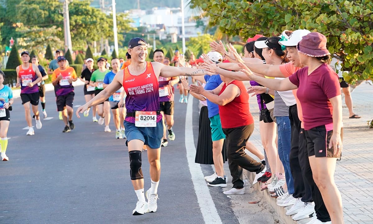 Dấu ấn VnExpress Marathon Nha Trang qua các mùa