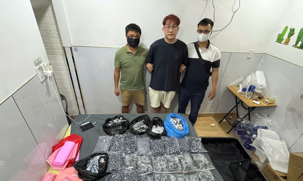 10 người nước ngoài bị bắt trong đường dây ma túy ở TP HCM