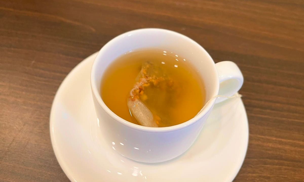 Bị trào ngược dạ dày thực quản có cần kiêng uống trà?