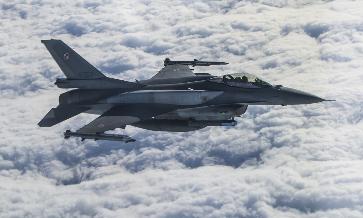 Vì sao tên lửa Nga bay gần 100 km vào Ba Lan mà không bị F-16 bắn hạ?