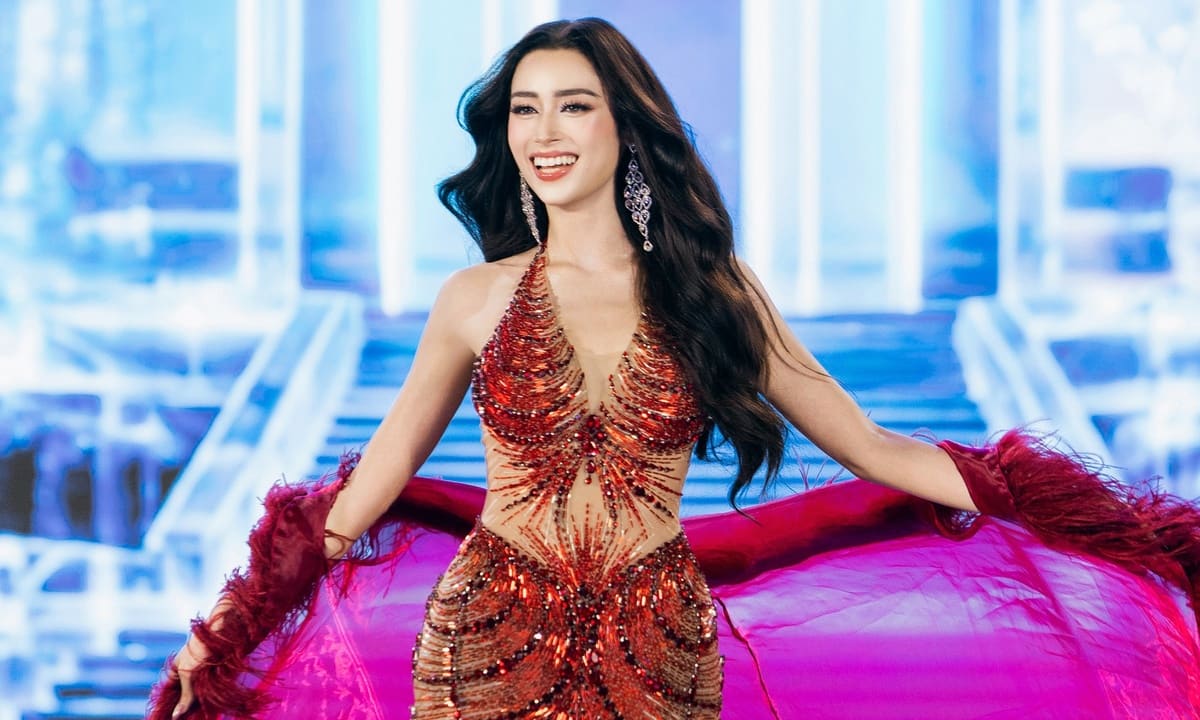 Sắc vóc tân Miss Grand Vietnam Emoura Phạm