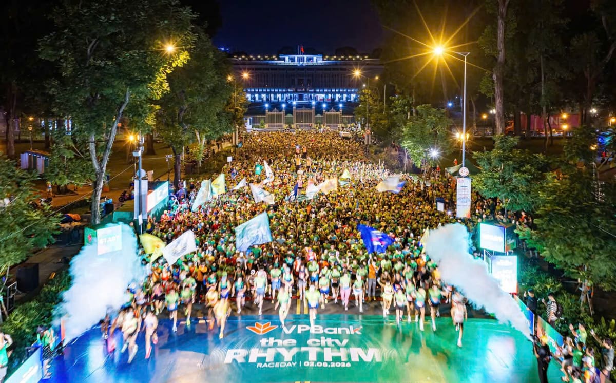 Более 10 500 бегунов соревнуются в полумарафоне VPBank Ho Chi Minh City Music Half Marathon