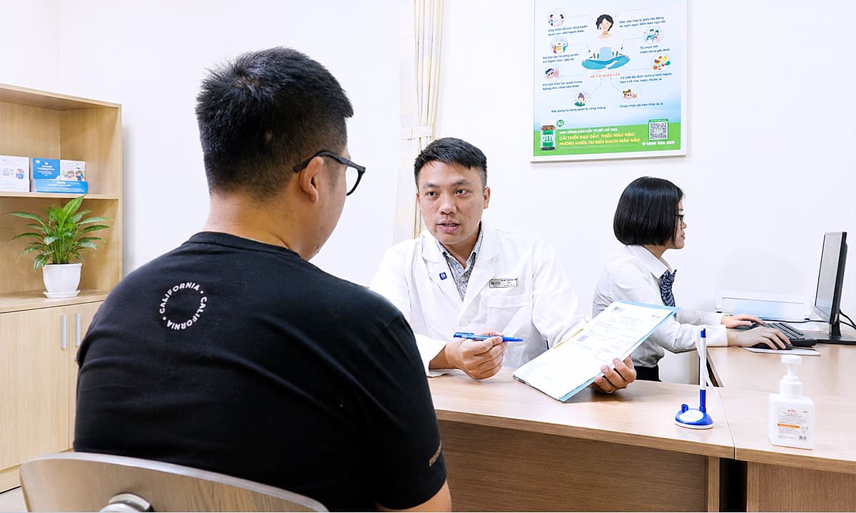 Rối loạn lo âu kèm ám ảnh với đồ ăn, thức uống