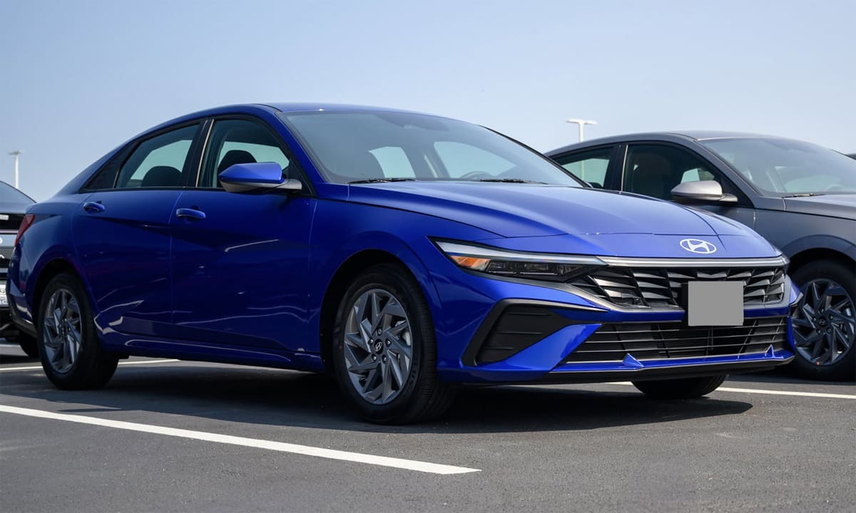 Hyundai lại lập kỷ lục doanh số nhờ xe xăng