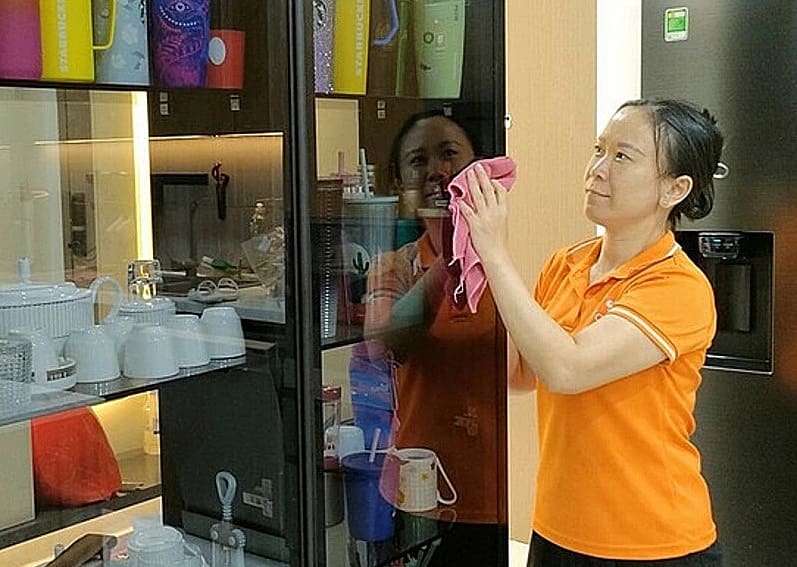 Phạt tiền người thuê giúp việc gia đình mà không báo UBND xã