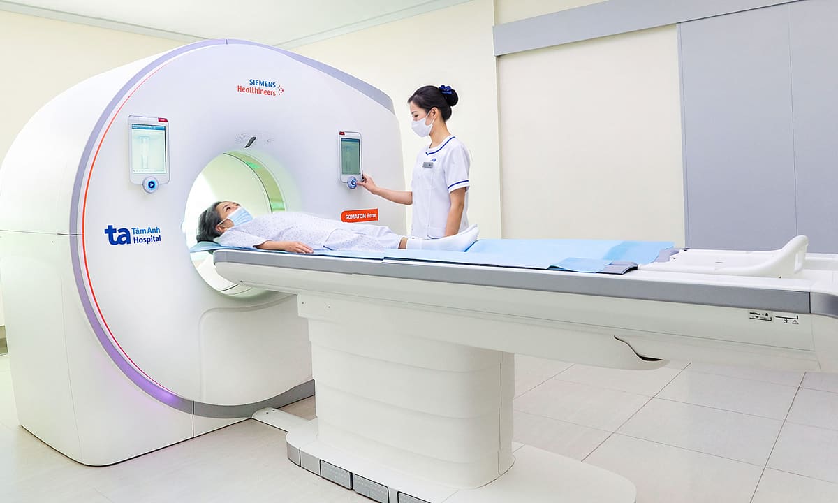 Tiêu xương, xẹp đốt sống mới biết ung thư phổi