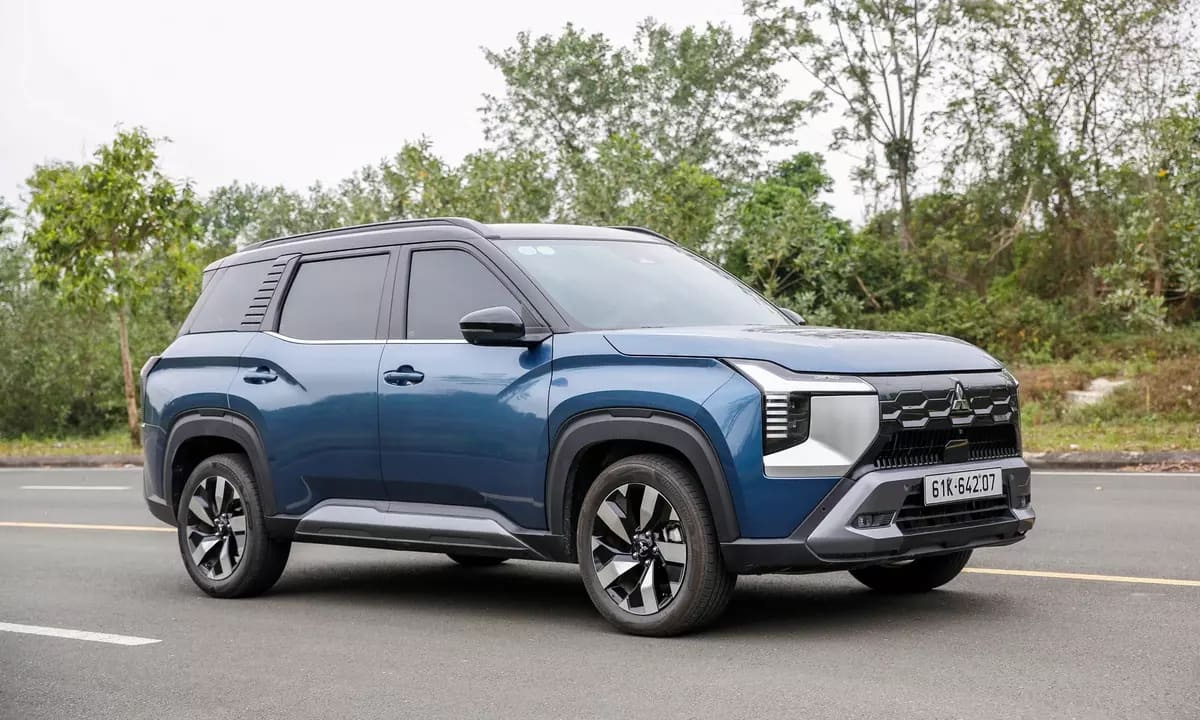 Giá Mitsubishi Destinator về gần 700 triệu đồng
