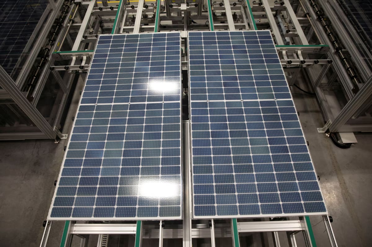 Mỹ sắp áp thêm thuế để chặn tham vọng chip của Trung Quốc