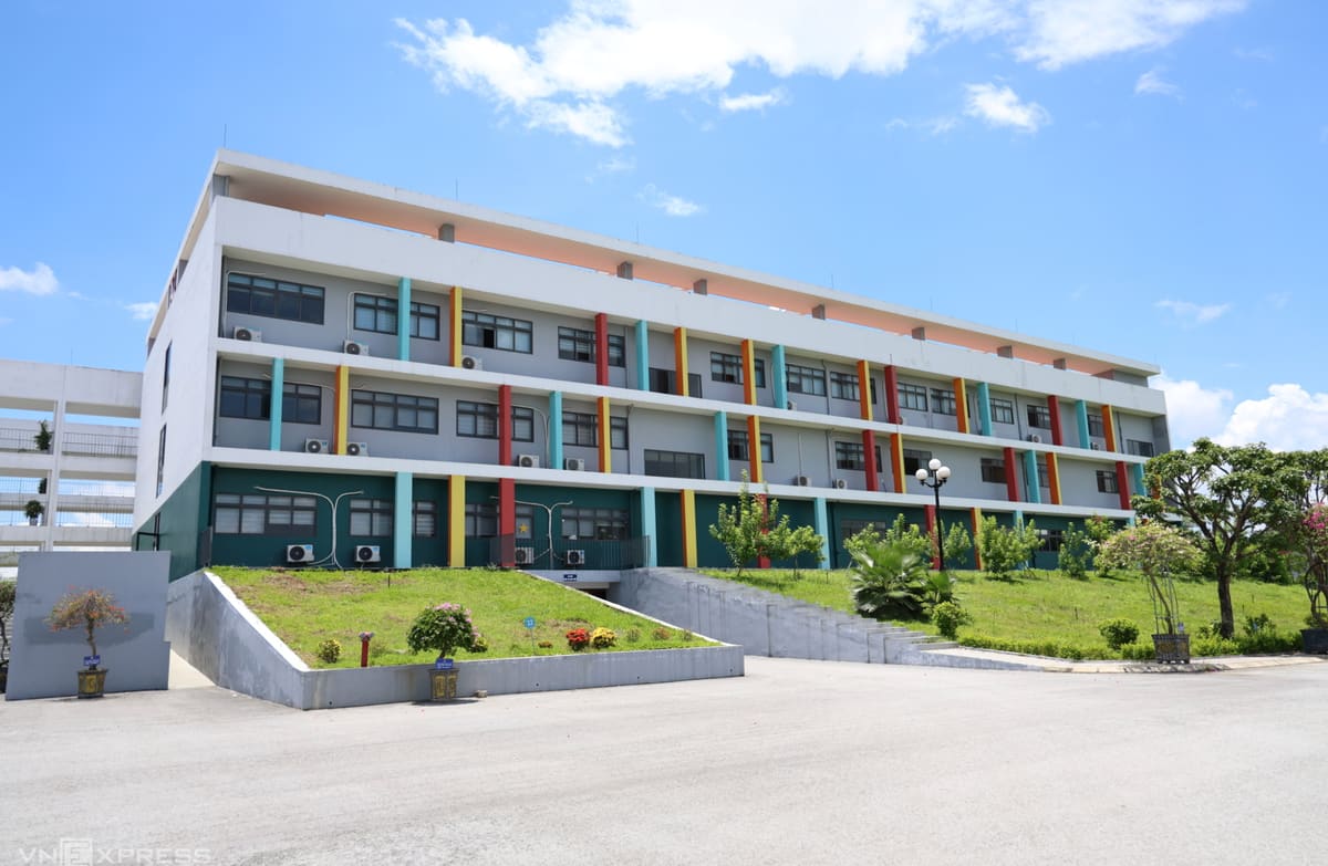 Điểm tin 6h: Kiểm soát chặt đợt thi lại ở Tuyên Quang | Làn vượt xe chỉ thí điểm trên cao tốc đủ điều kiện