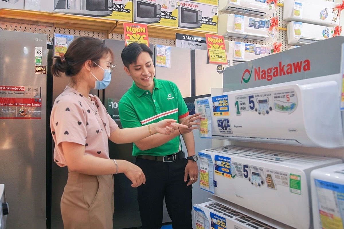 Hãng máy lạnh duy nhất trên sàn lập kỷ lục doanh thu