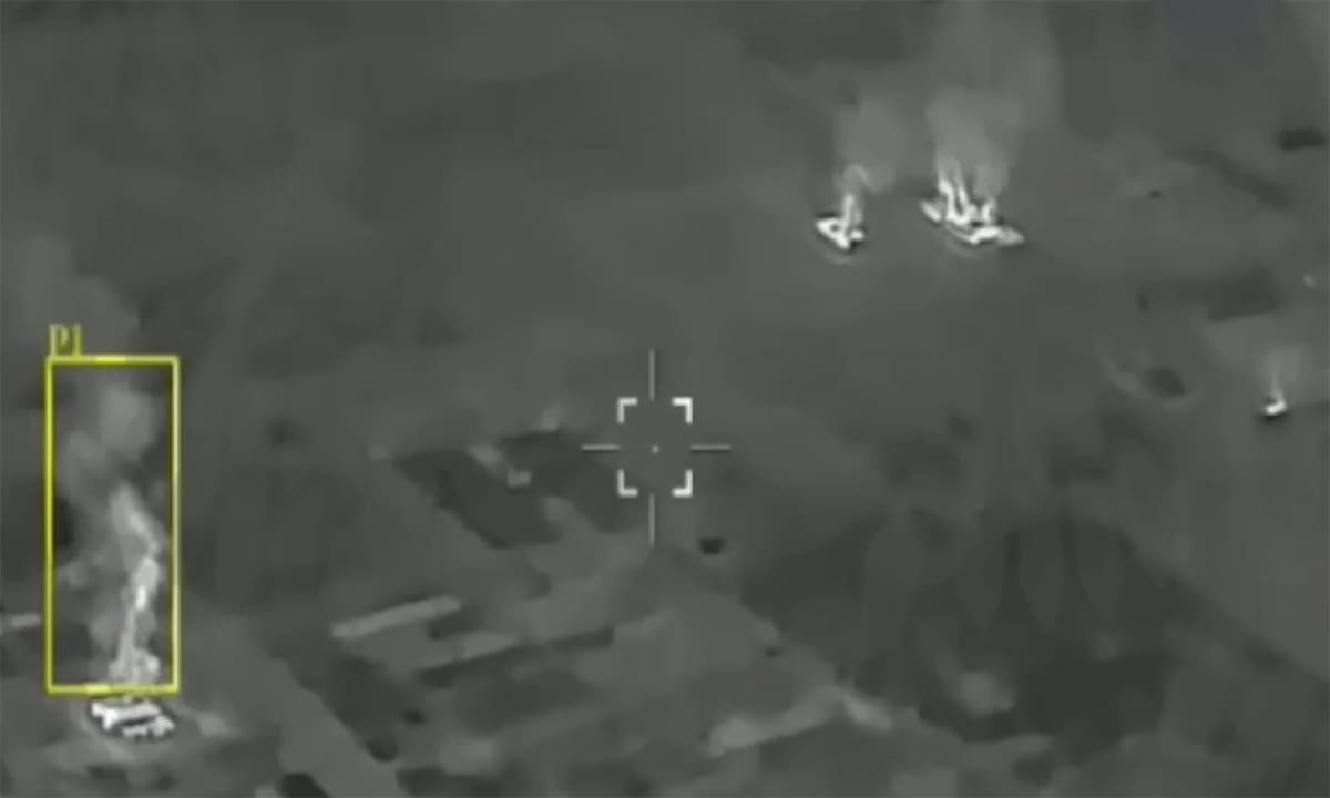 UAV Nga quần thảo sát thủ đô Kiev
