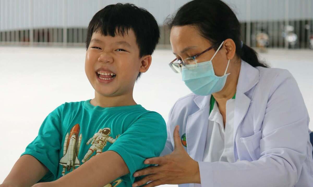3 triệu học sinh TP HCM được khám sức khỏe miễn phí từ năm học tới