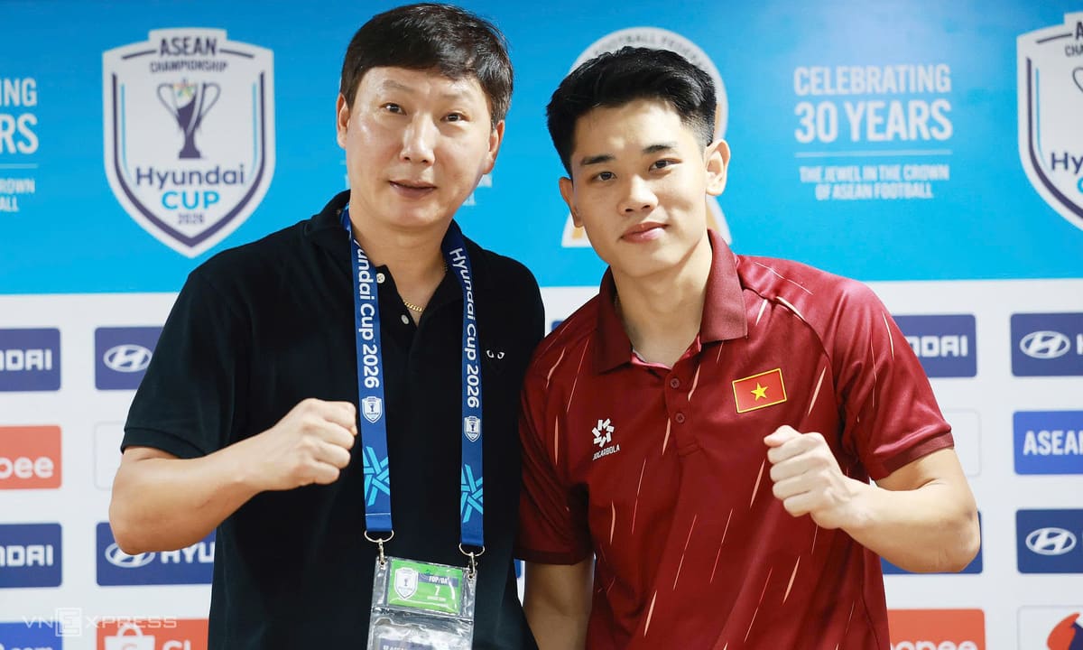 HLV Kim Sang-sik: 'Đình Bắc phải vươn tầm châu lục và thế giới'