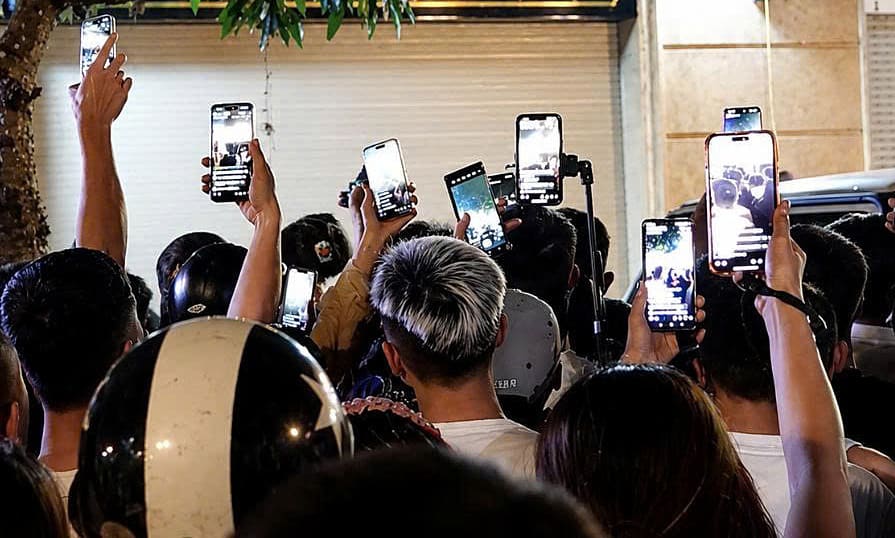 Lý do hàng triệu người bị hút vào livestream 'đấu tố'