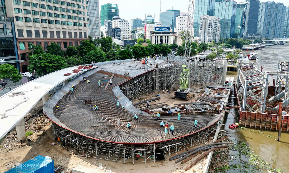 Diện mạo cầu đi bộ hình lá dừa nước qua sông Sài Gòn