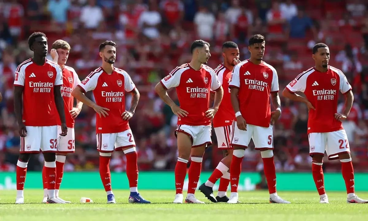 Arsenal thua Dortmund ở trận tranh Emirates Cup