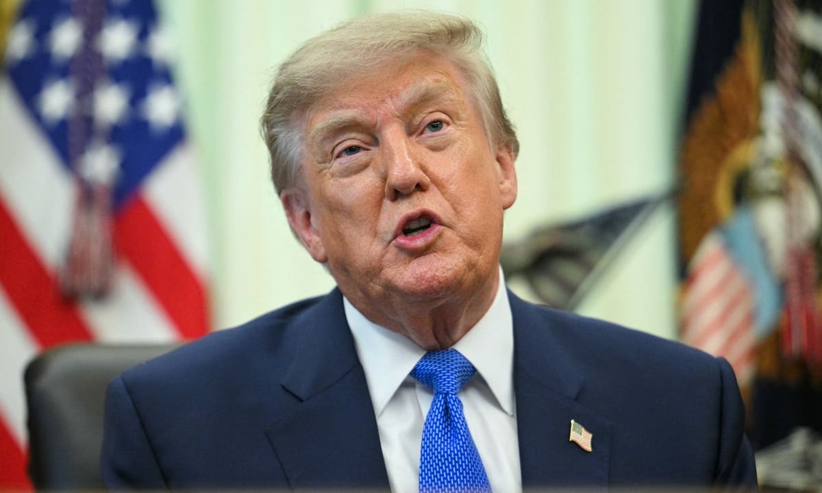 Ông Trump yêu cầu Iran bồi thường thiệt hại chiến tranh